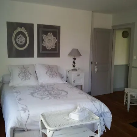 Nyaraló Le Clos Du Chateau *